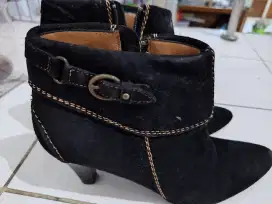 Sepatu boot rotelli. 2nd