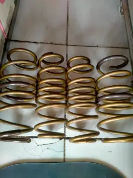 Per lowering kit recing ceper merk TEIN buat Mobilio Freed turun 3cm