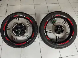 Velg original  yamaha R15