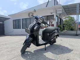 YAMAHA FAZZIO HITAM TAHUN 2022