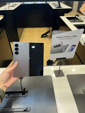 SAMSUNG Z FOLD 6