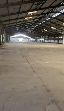 DIJUAL / DISEWAKAN GUDANG/PABRIK 4.1Ha