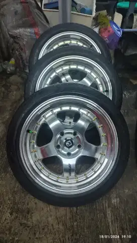 Jual pelek Mobil ring 17 work meister 5x114 celong belang