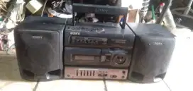 Radio tape lawas berkualitas kond ful normal yah utk yg hoby sj deh