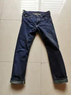 Celana denim warpweft