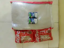 Makanan kucing 1 paket