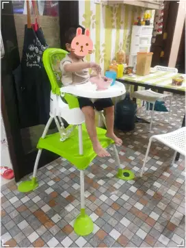 Kursi makan anak High chair FISHER PRICE 4 in 1 Bisa jadi meja,