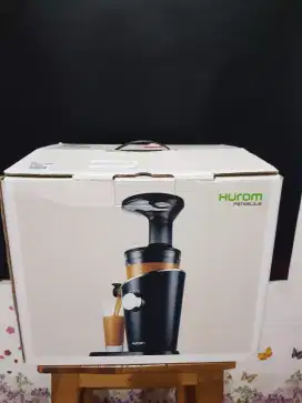 Jual slow juicer merk  Hurom