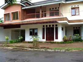 Disewakan Rumah Besar cocok untuk kantor,usaha kos,homestay di serang