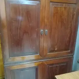 Lemari jati antik sesuai foto