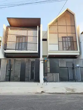 Dijual 2 Unit Rumah Baru Gress Jalan Baruk dekat MERR 2 Lantai