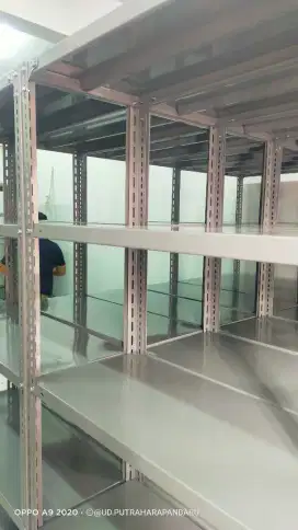 Pabrikasi .. Rak besi siku lubang serba guna