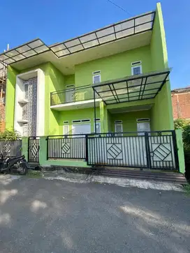 Dijual rumah besar minimalis