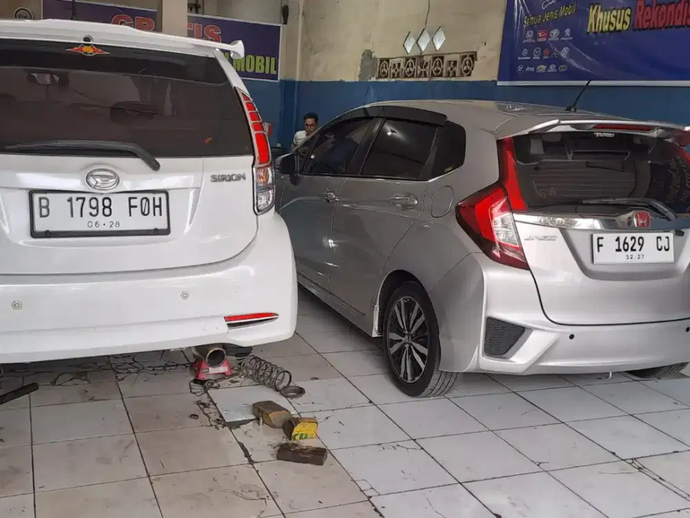 MONTIR KAKI KAKI MOBIL DAN MESIN