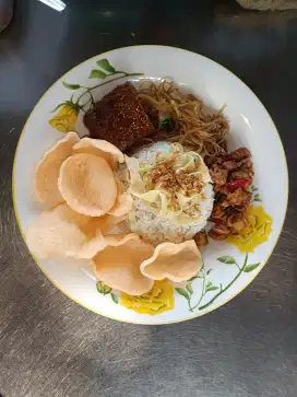 Dibutuhkan karyawan Untuk Warung makan