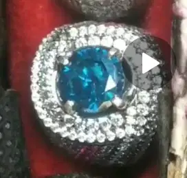 Cincin permata antik dan langka Berlian istimewa