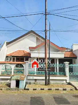 Dijual Rumah Blok Favorite Dharmahusada Indah,Galaxy Mall,Jawa Timur
