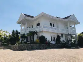 Dijual Cepat : rumah/villa cipanas taman bunga nusantara