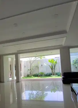 dijual rumah cluster crown