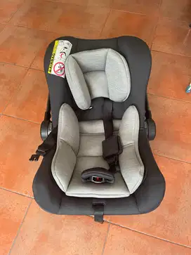 Dijual Preloved Carseat Nuna Pipa Lite Like New!