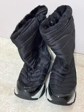 sepatu winter / sepatu gunung