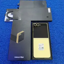 Samsung Galaxy Z Flip 6 12-256gb like new grs resmi sein msh garansi