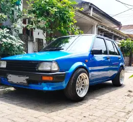 Starlet restorasi antik rapi