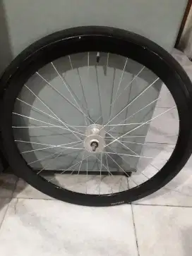 Wheelset sepeda fixie 700c 4cm d/b doltrap/dobel gir bekas baru rakit.