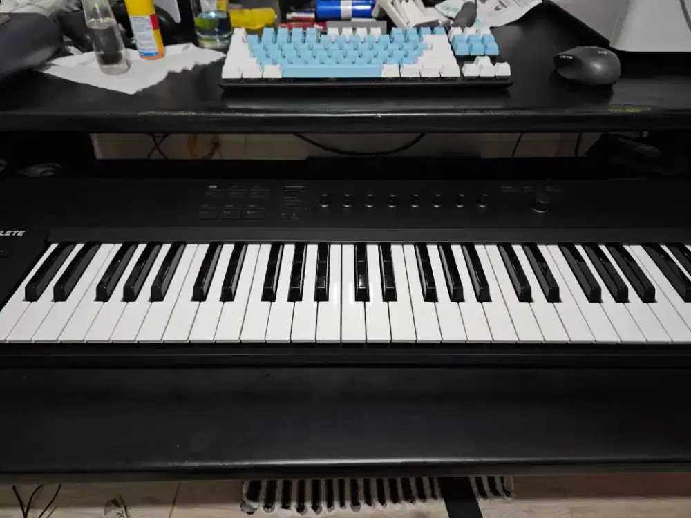 Keyboard controller Native Instrument A61