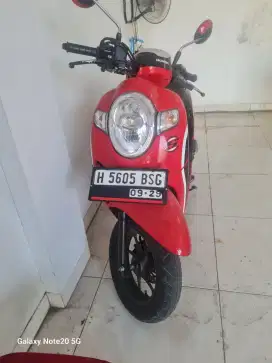 Scoopy Merah Hitam 2019