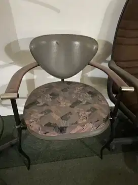 Kursi ( Barang Belas)