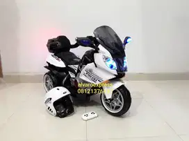 Motor Mainan Aki Volta Samurai Warna Putih