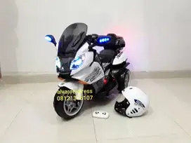 Motor Mainan Aki Volta Samurai Warna Putih