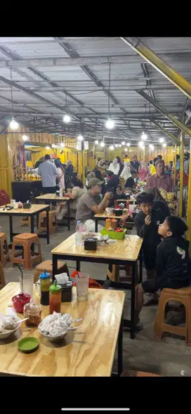 DICARI WAITER/PEKERJA DI KEDAI MAKAN