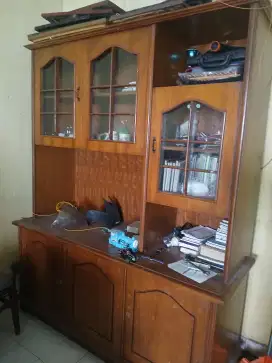 Lemari jati lama
