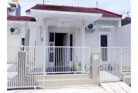 Disewakan rumah di concat 3 kt 1 km . Bulanan n mingguan