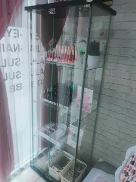 Lemari kaca/display merk INFOR**