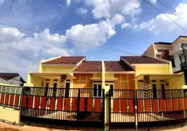 DI JUAL RUMAH BONUS KOLAM RENANG, DI ANDARA SAWANGAN DEKAT CINERE LIMO