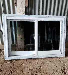 Kusen jendela sliding aluminium ukuran 100x120 sudah lengkap semua