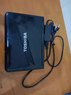 Laptop Toshiba NB300