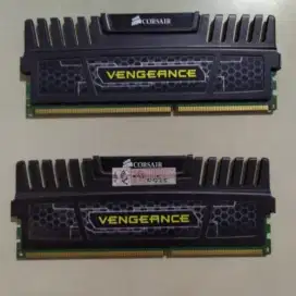 RAM KOMPUTER CORSAIR VENGEANCE DDR3 16 GIGA (8X2) 1600 MHZ