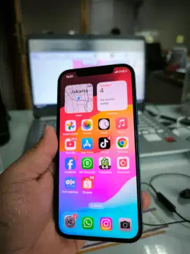 Iphone 12 64gb inter beacukai mulus
