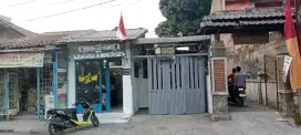 RUMAH KONTRAKAN PERTAHUN