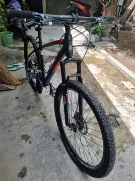 Sepeda MTB Genio Like New