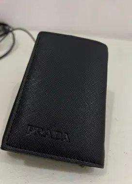 Dompet prada baru