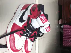 Nike Air Jordan AJ1 Retro Chicago