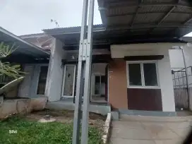 Disewakan rumah di siap huni di komplx Kampus Politeknik Manado