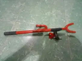 Gembok stir mobil