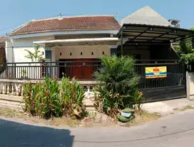 Dijual rumah di pusat kota Nganjuk