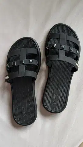 sendal melisa murah